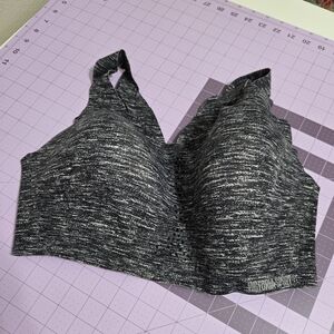 Victoria's Secret Sports Bra 36DDD